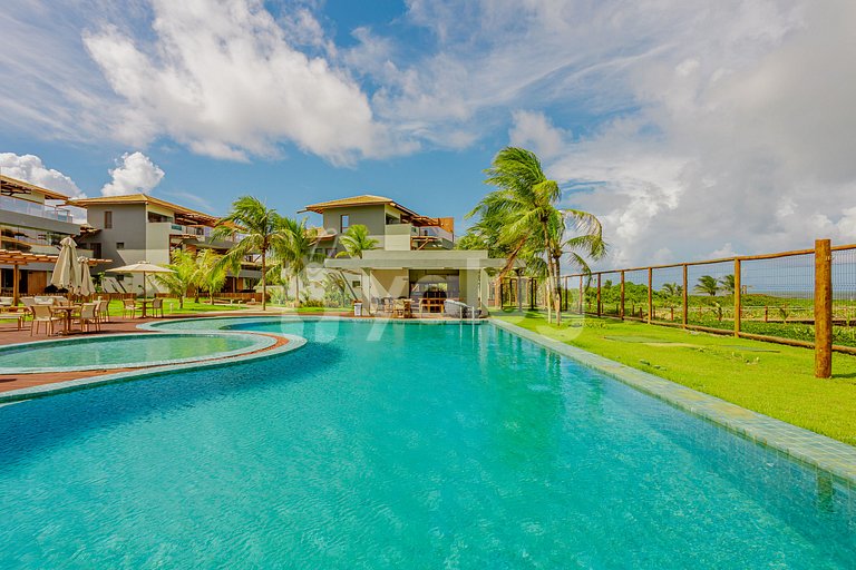 Beautiful Apartment in a Beachfront Condominium - Itacimirim