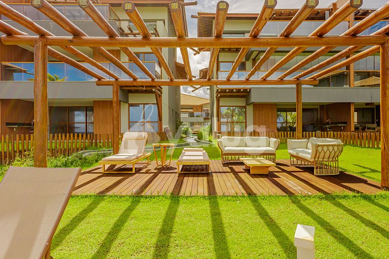 Beautiful Apartment in a Beachfront Condominium - Itacimirim