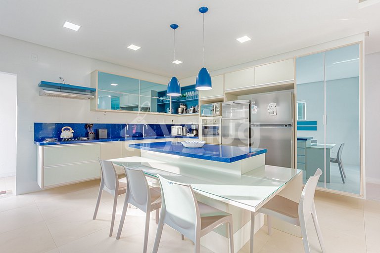 Hermosa casa con 4 suites y piscina - Paraíso dos Lagos