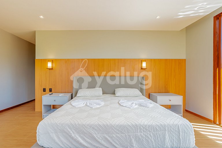 Casa de Lujo con 4 Suites - Praia Bella