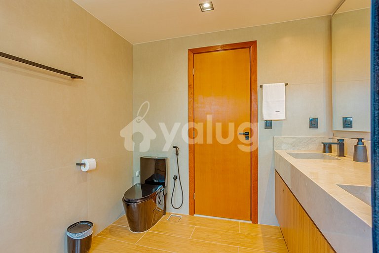 Casa Alto Padrão 4 Suítes - Praia Bella