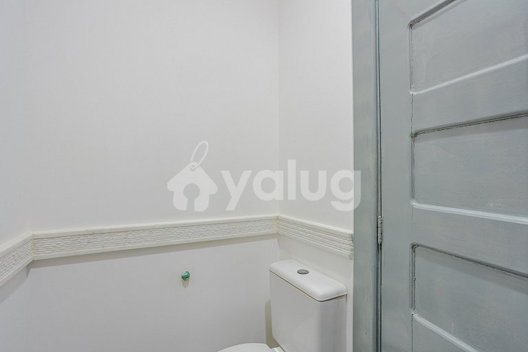 House with Pool, 6 Suites, 50m from the beach - Busca Vida