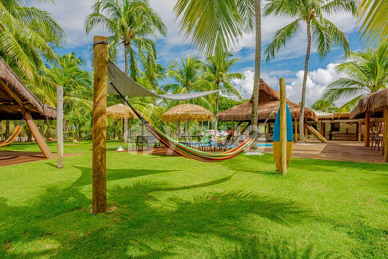 Casa con piscina, 6 suites, a 50 m de la playa - Busca Vida