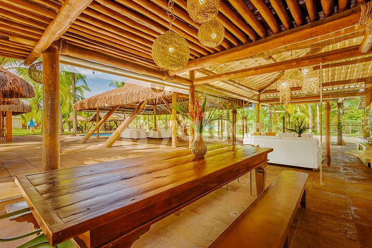 Casa con piscina, 6 suites, a 50 m de la playa - Busca Vida