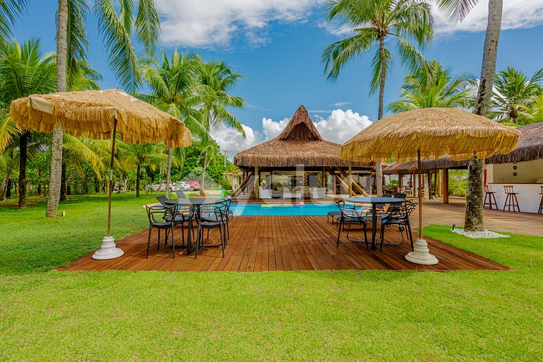 House with Pool, 6 Suites, 50m from the beach - Busca Vida
