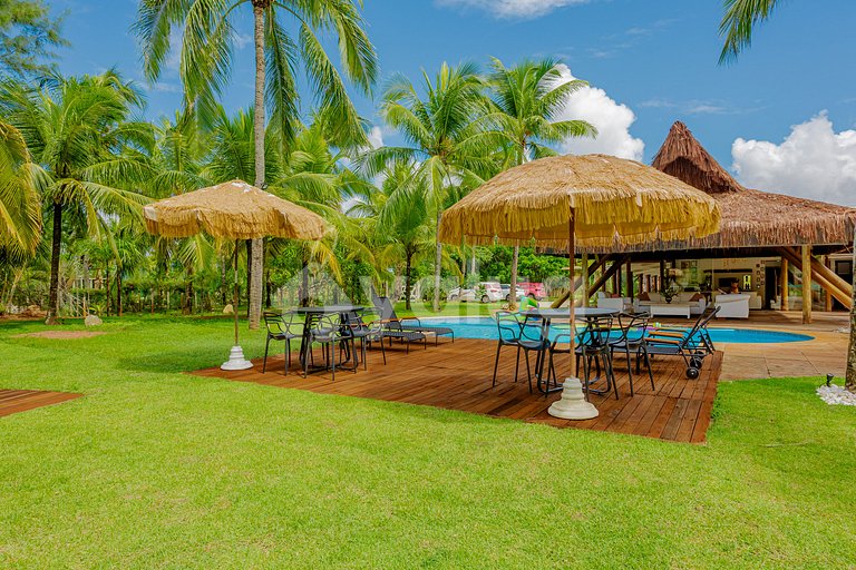 House with Pool, 6 Suites, 50m from the beach - Busca Vida