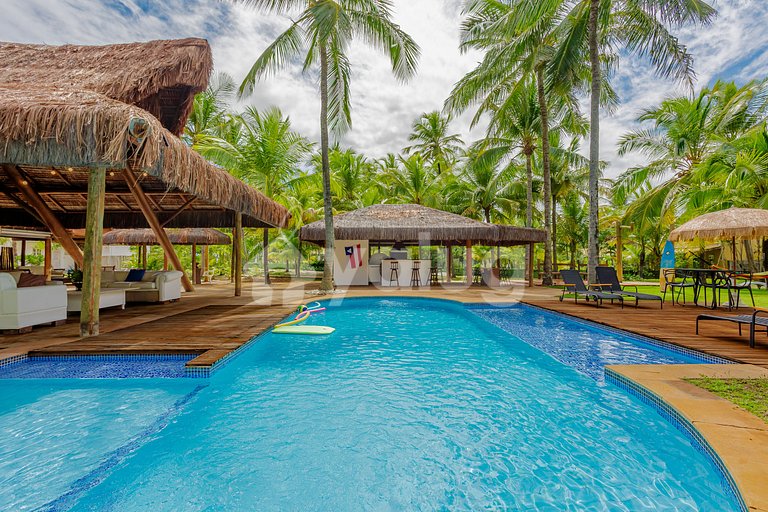 Casa con piscina, 6 suites, a 50 m de la playa - Busca Vida