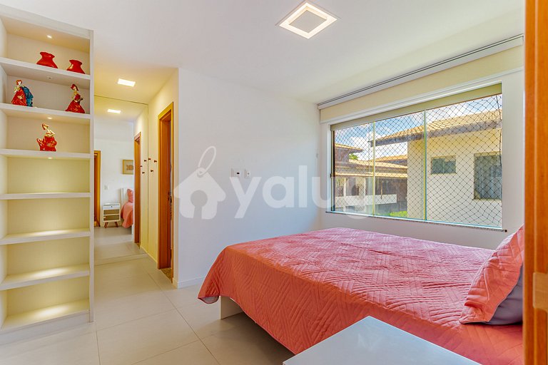 Beautiful 2-Bedroom Beachfront Apartment - Imbassaí