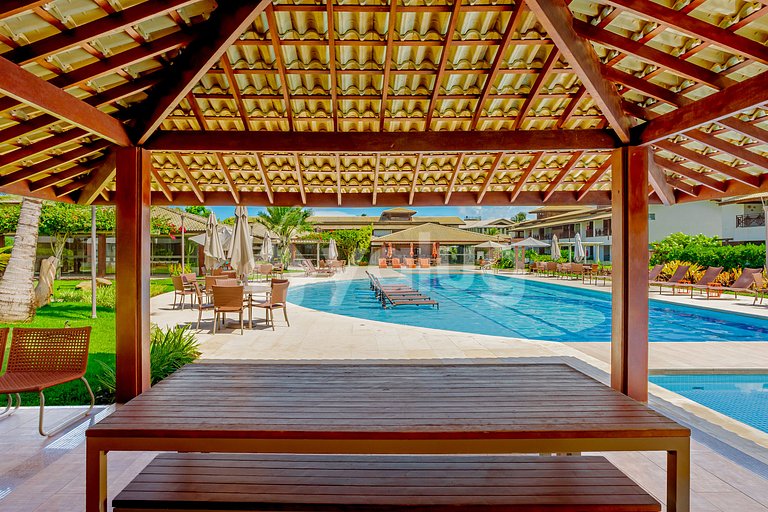 Beautiful 2-Bedroom Beachfront Apartment - Imbassaí