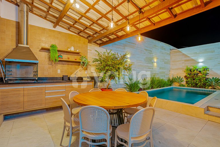 Excellent 4 Bedroom House in Guarajuba with Swimming Pool an