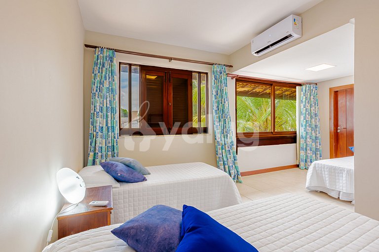 Hermosa casa con 5 suites y piscina - Guarajuba