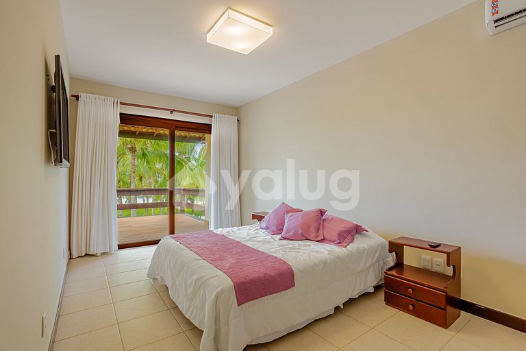 Beautiful House with 5 Suites and Pool - Guarajuba