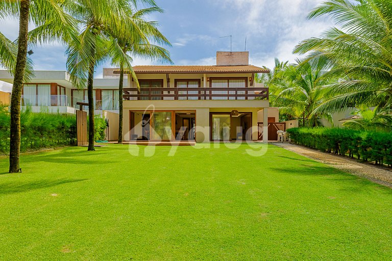 Hermosa casa con 5 suites y piscina - Guarajuba