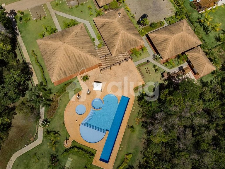 Casa Alto Padrão 4 Suítes com piscina - Praia do Forte