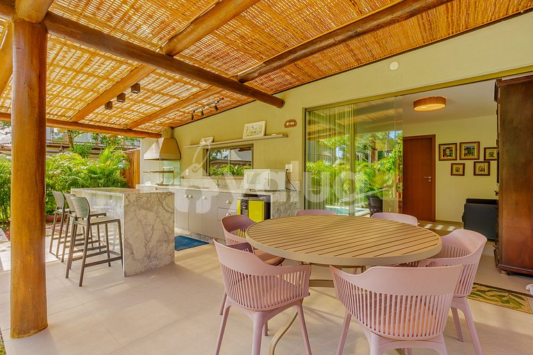 PF153 Duplex perfecto con piscina, 4 suites, Praia do Forte