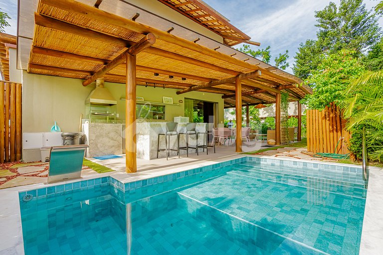 PF153 Duplex perfecto con piscina, 4 suites, Praia do Forte