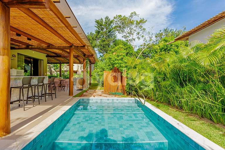 PF153 Duplex perfecto con piscina, 4 suites, Praia do Forte