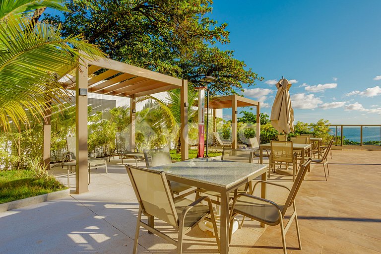 2-Bedroom Ap in Condo with Pool 40m from Ondina Beach