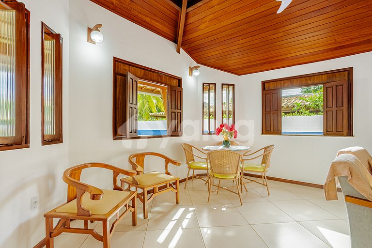 Maravilhosa Casa 5 Suítes a 550m da Praia