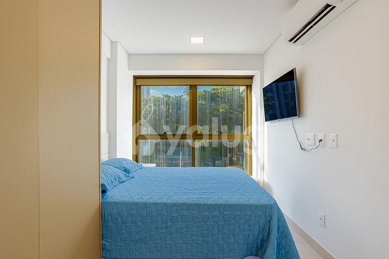 2-Bedroom Ap in Condo with Pool 40m from Ondina Beach