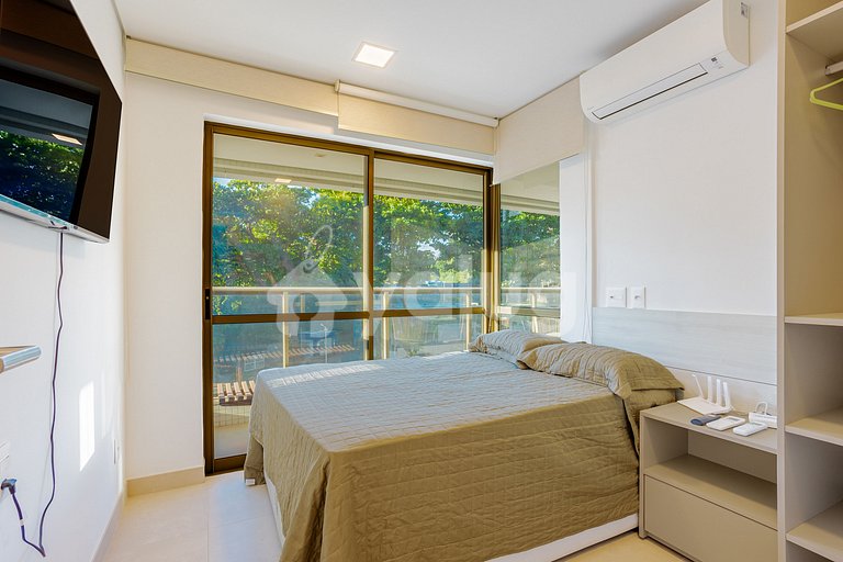 2-Bedroom Ap in Condo with Pool 40m from Ondina Beach