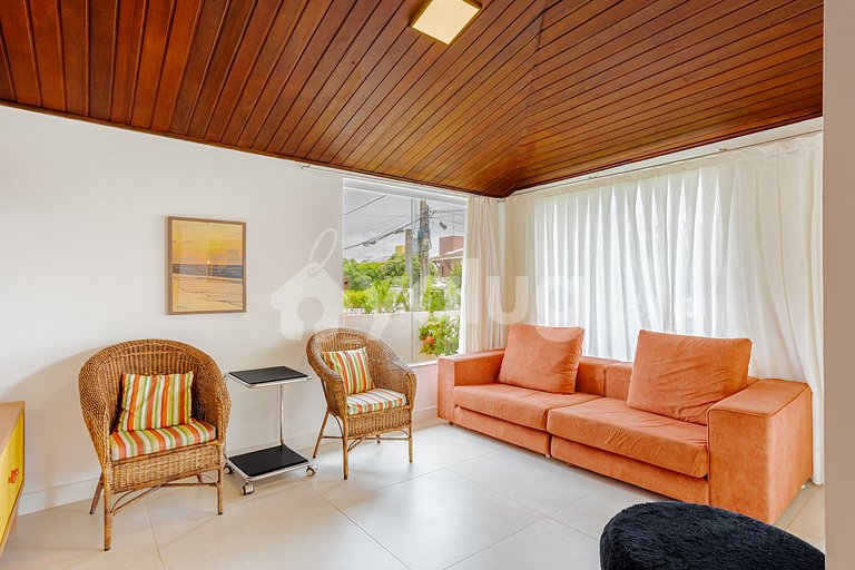 GB151 Perfeita Casa c/ piscina 7/4 a 160m da Praia  Guarajub