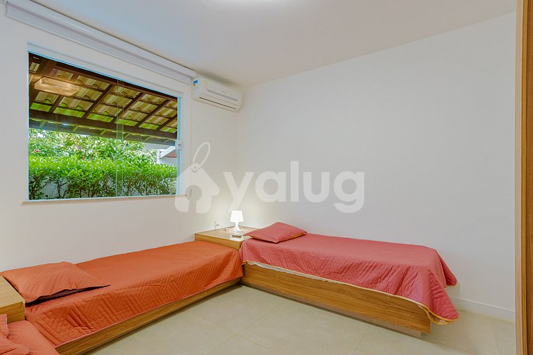 GB151 Perfeita Casa c/ piscina 7/4 a 160m da Praia  Guarajub