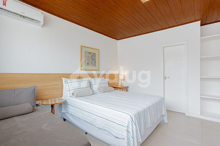 GB151 Perfeita Casa c/ piscina 7/4 a 160m da Praia  Guarajub
