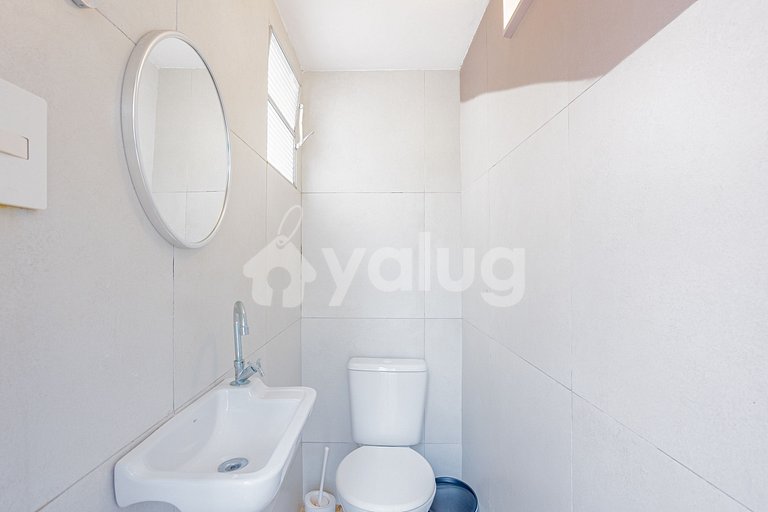 GB151 Perfect 7/4 house with pool, 160m from the beach