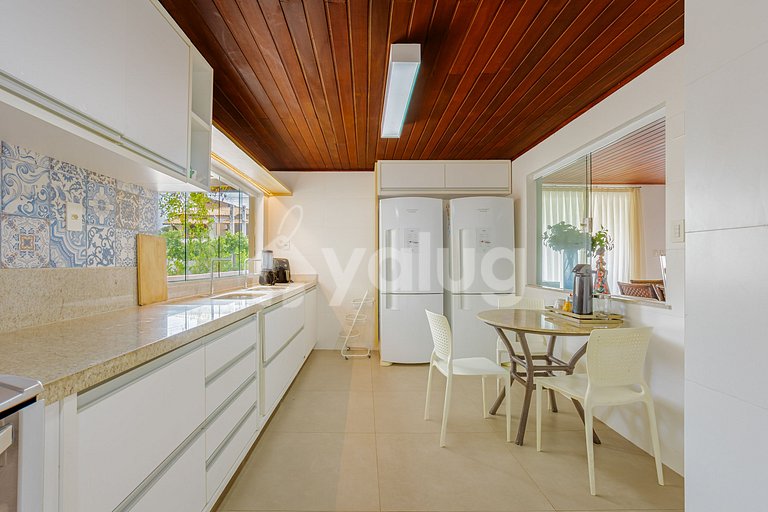 GB151 Perfeita Casa c/ piscina 7/4 a 160m da Praia  Guarajub