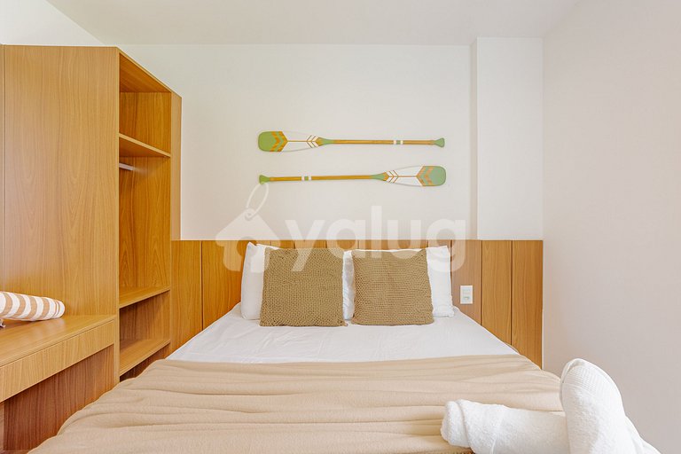 GB152 Perfeito Apart 3/4 Cond. c/ Piscina Pé na Areia