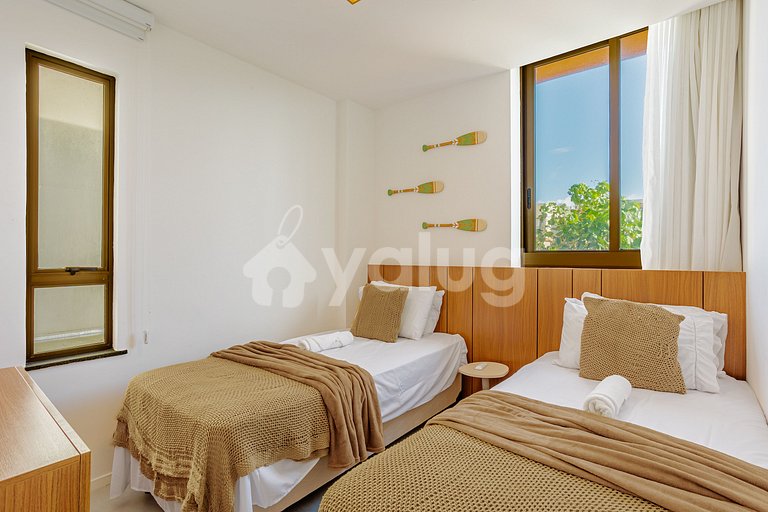 GB152 Perfect 3/4 Ap. Gated Community with Pool Beachfront