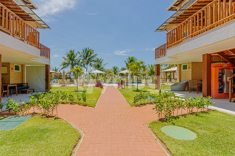 IT139 Apt 2 Suítes Cond Pé na Areia c/ Piscina