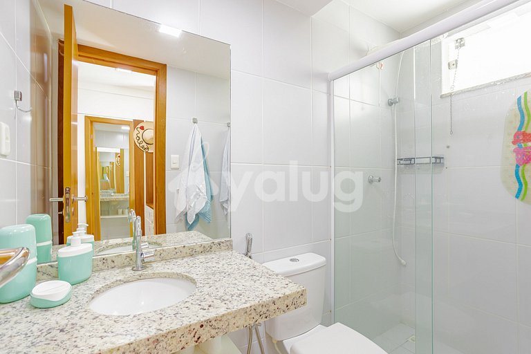 IT139 Apt 2 Suítes Cond Pé na Areia c/ Piscina