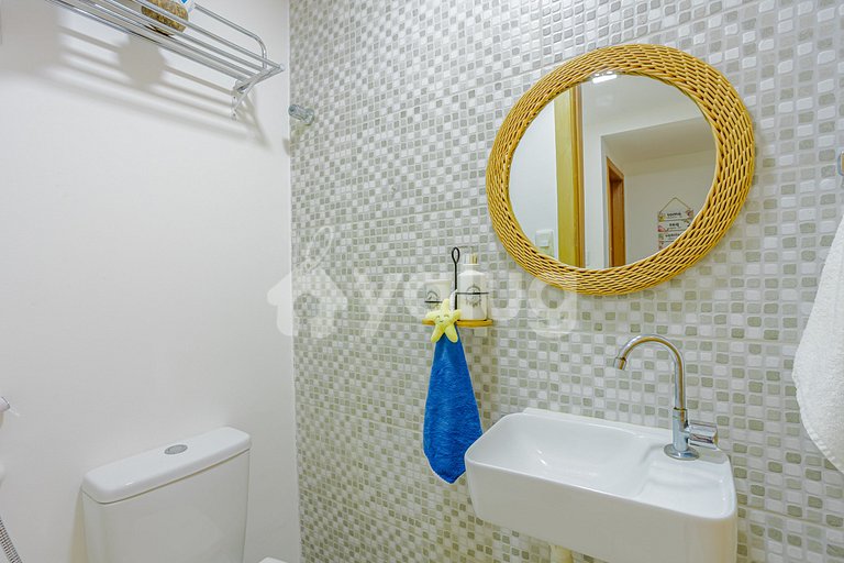 IT139 Apt 2 Suítes Cond Pé na Areia c/ Piscina