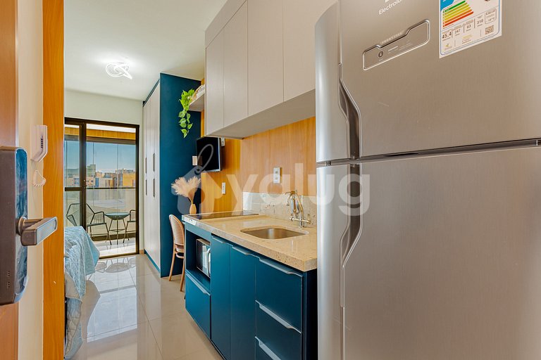 PB08 Sea-View Studio in Condo with Pool, 30m from the Beach