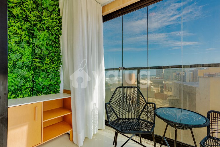 PB08 Sea-View Studio in Condo with Pool, 30m from the Beach