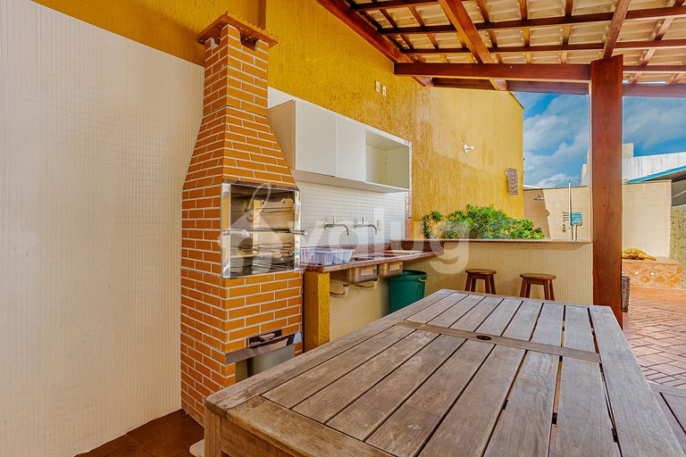 Aconchegante Casa 4 Suítes a 270m da Praia