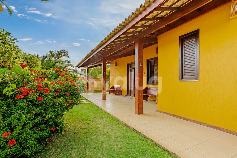Aconchegante Casa 4 Suítes a 270m da Praia