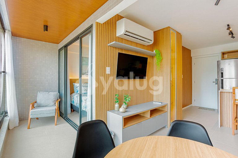 BR24 Beautiful AP 150m from the Beach  Condo with Pool  Barr