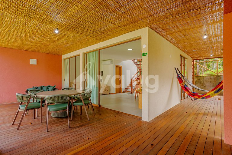 PF155 Perfeita Casa 2 Suítes Cond c/ Piscina Açu da Torre