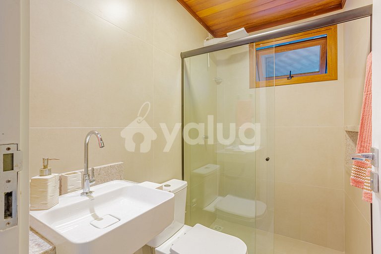BV09 Casa Beira mar 6/4 c/ Piscina a 70m da Praia Busca Vida