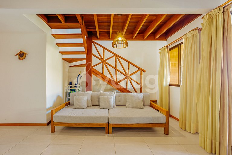 IT142 Village 4/4 | Beachfront condo with Pool Itacimirim