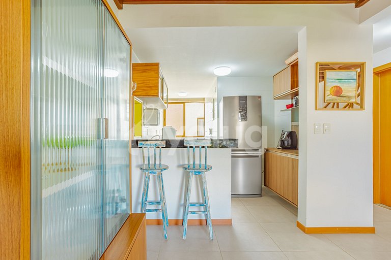 IT142 Village 4/4 | Beachfront condo with Pool Itacimirim