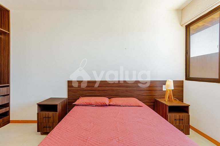 IT142 Village 4/4 | Beachfront condo with Pool Itacimirim