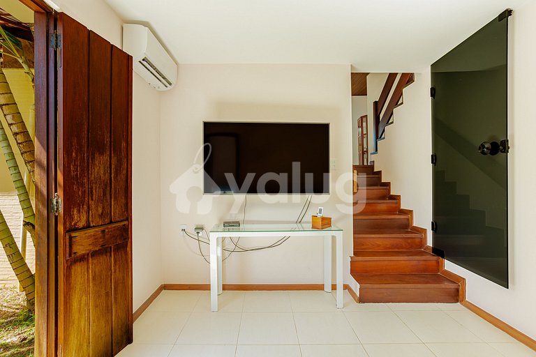 GB153 - Perfeita Casa 4/4 com Piscina Cond. Pé na areia