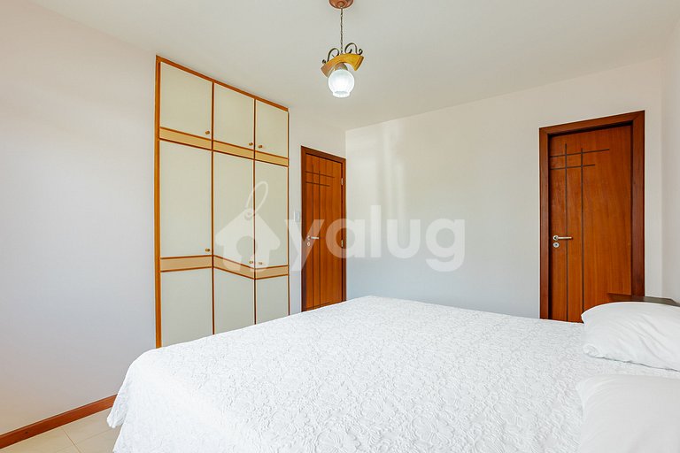 GB153 - Perfeita Casa 4/4 com Piscina Cond. Pé na areia