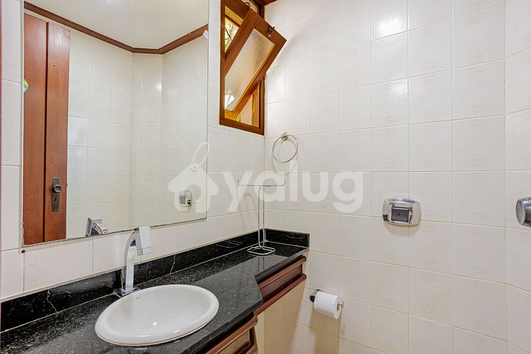 GB153 Perfect 4/4 House with Pool in Beachfront Gated