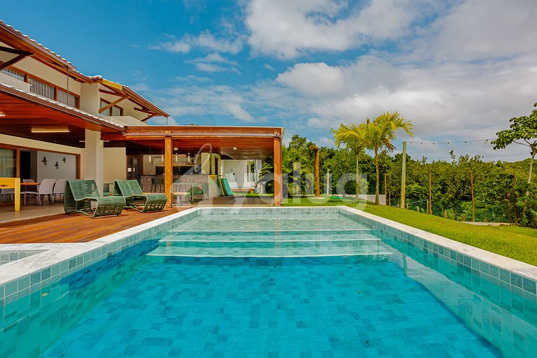 Excelente Casa com 4 suítes - Praia do Forte