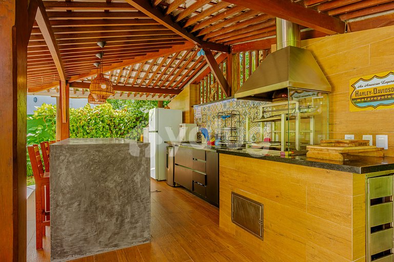 Excelente Casa 6 Suítes a 350m da Praia